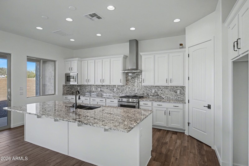 8032 E June Cir-9