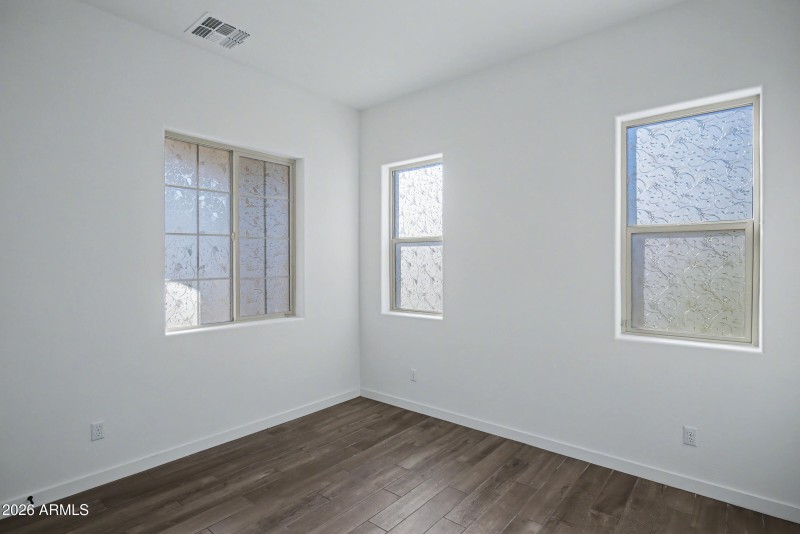 8032 E June Cir-20