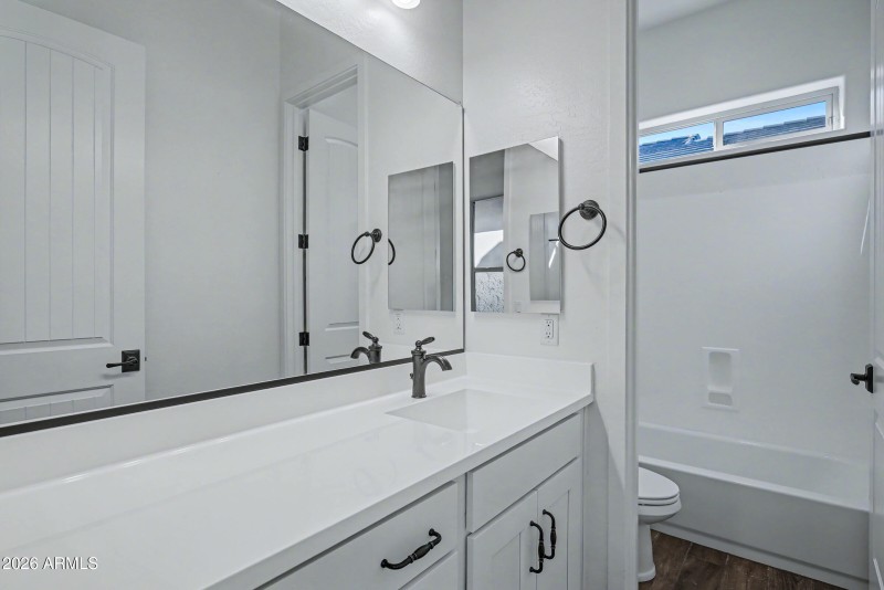 8032 E June Cir-22