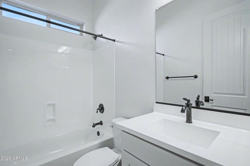 8032 E June Cir-26