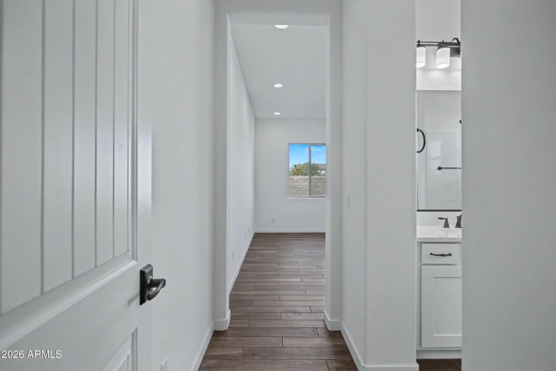 8032 E June Cir-28