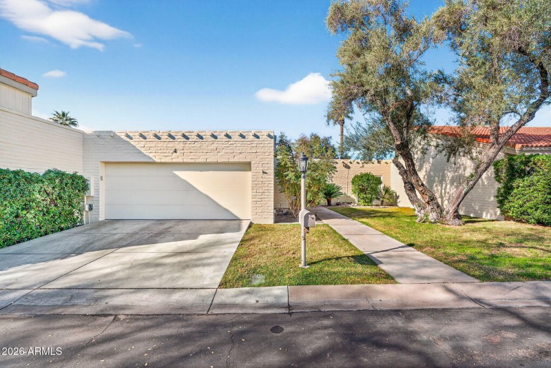Gated Phoenix Exterior