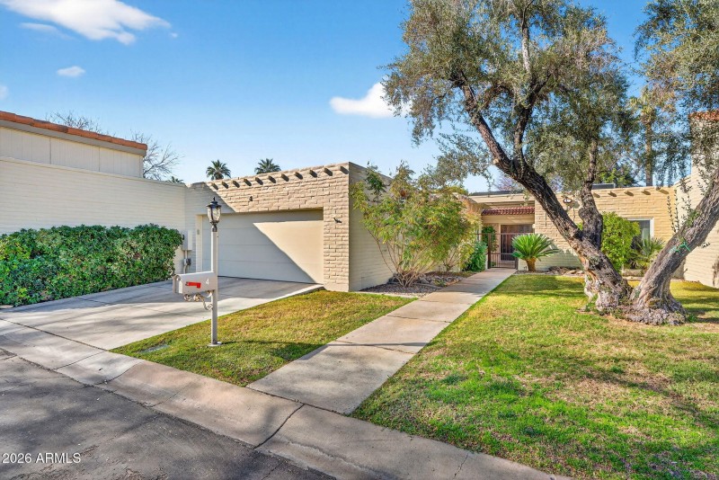 Phoenix Gated Exterior
