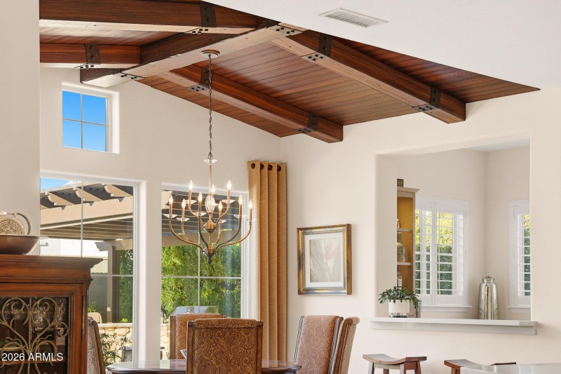 Dining Vignette