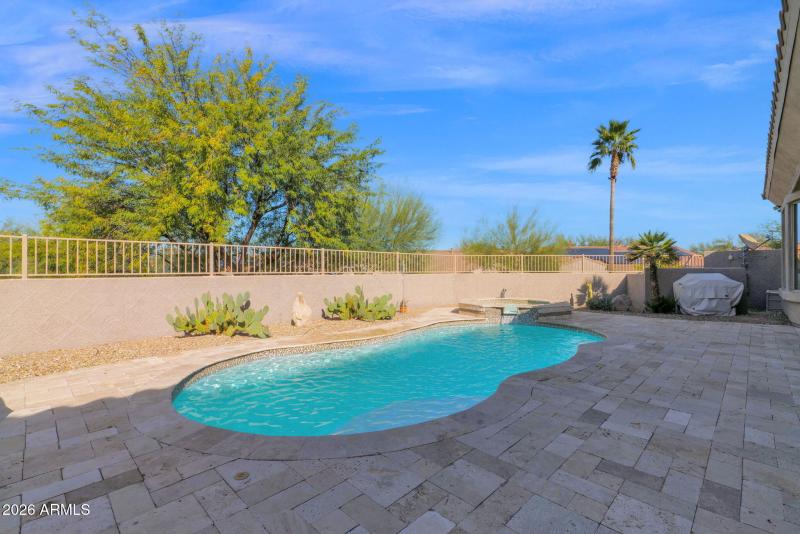 52-web-or-mls-P1448537