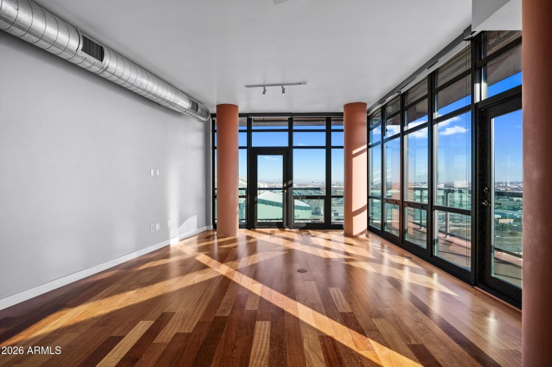 310 S 4th St unit 1710-9