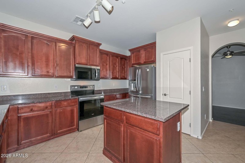Kitchen-Island