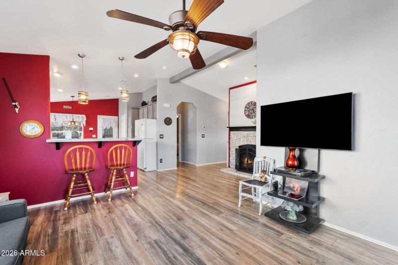 8-Living Room (3)
