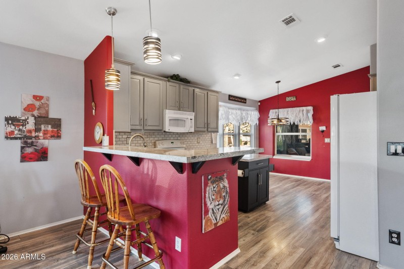 11-Kitchen (1)