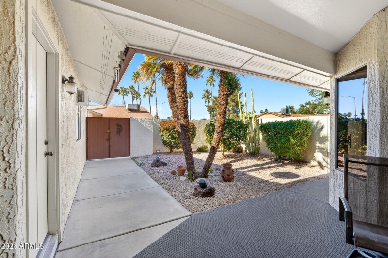 38-web-or-mls-33- Bolero Dr