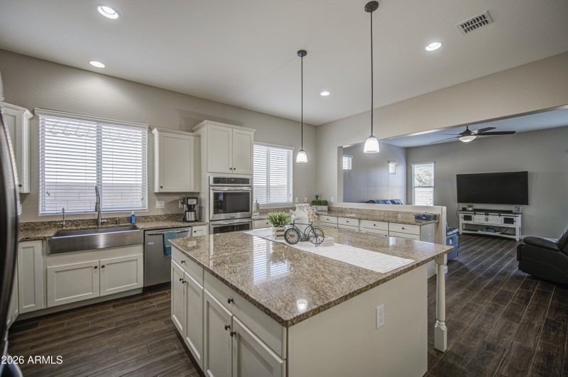 Kitchen 8