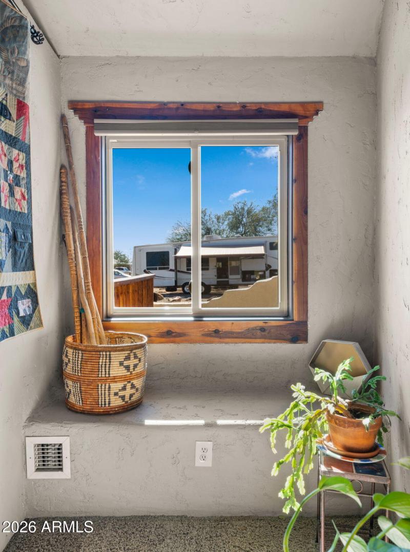 16-web-or-mls-Formal Living Space1