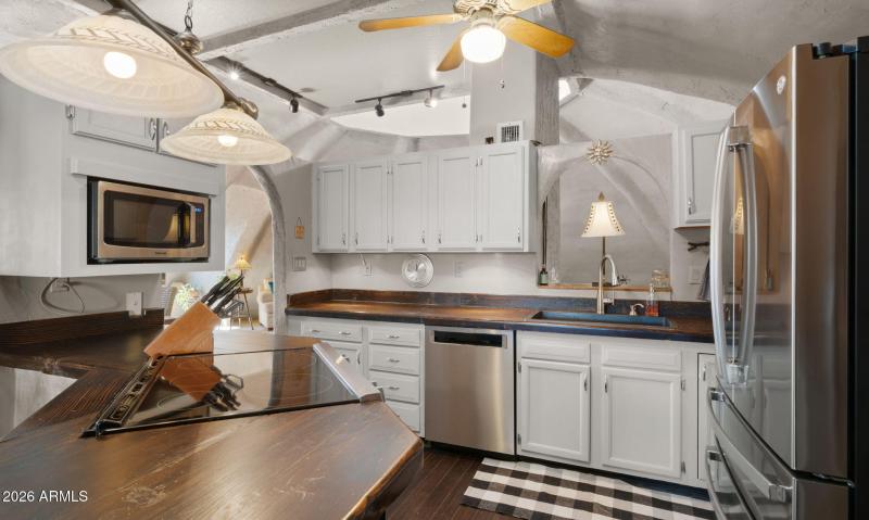 25-web-or-mls-Kitchen4
