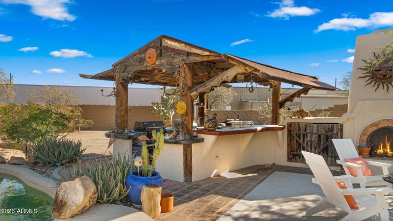 66-web-or-mls-Backyard1