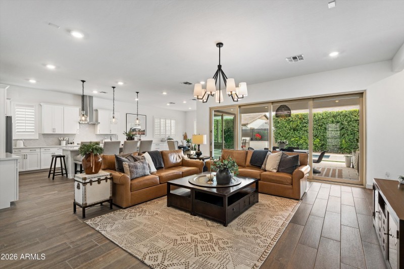 10-Living Room