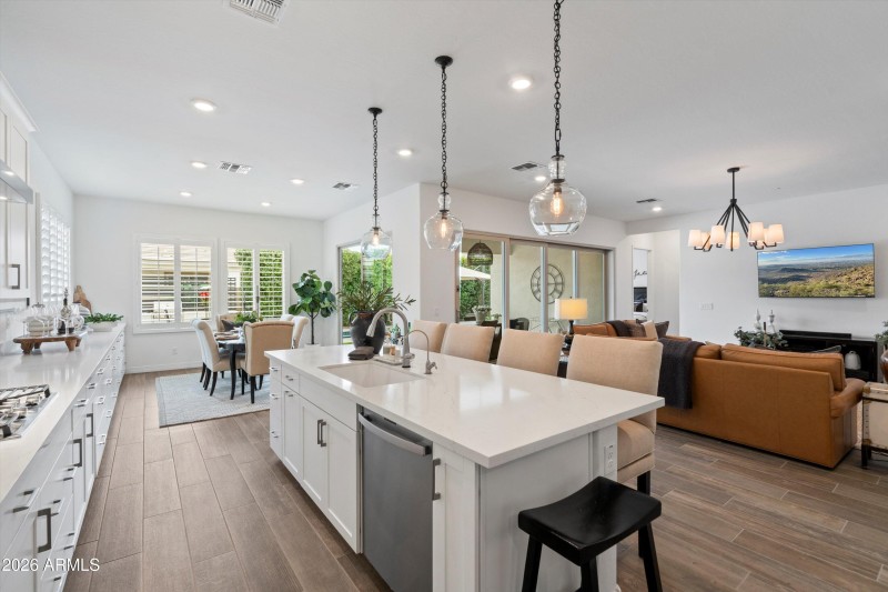 18-Kitchen