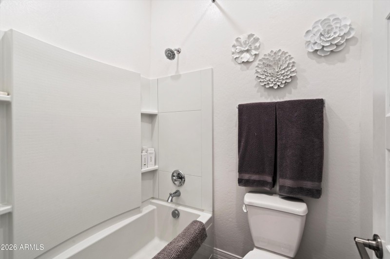 33-Bathroom