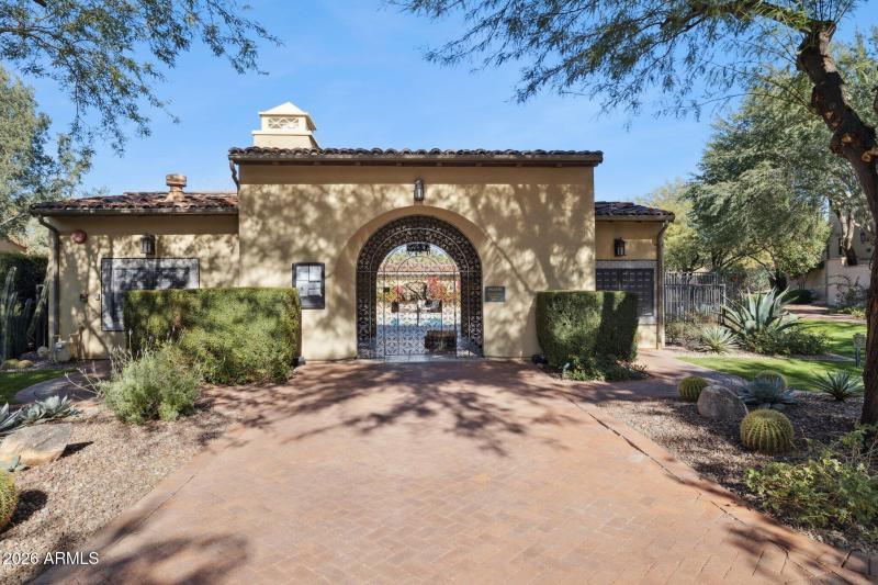 Community Pool/Spa/BBQ