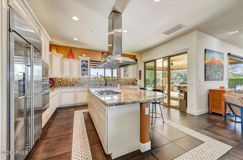 11-Kitchen
