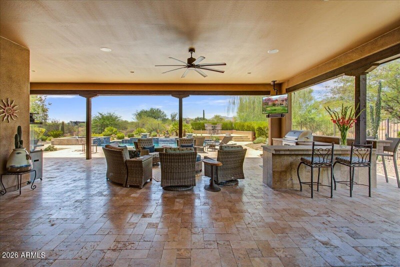 27-14-Covered Patio