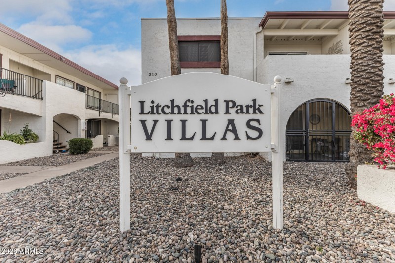 26 Old Litchfield