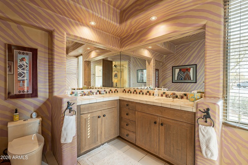Guest Bedroom Bathroom