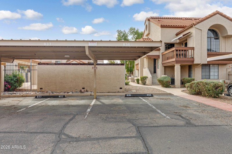 818 S Westwood #234-25