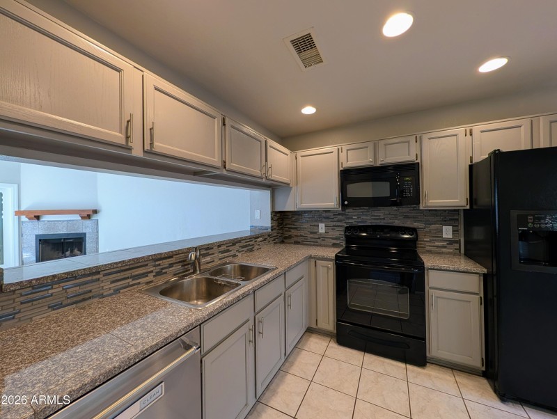 4114 E UNION HILLS DR #1225