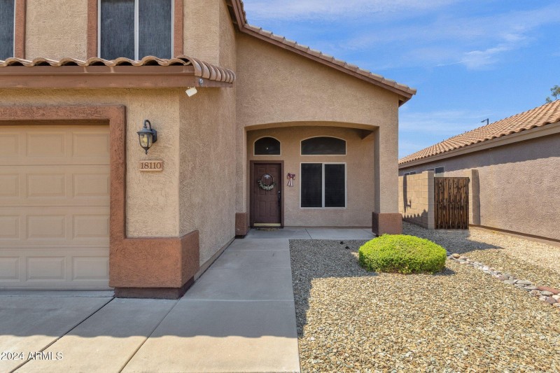 4-web-or-mls-18110-n-skyhawk-dr