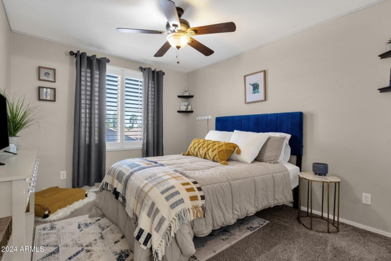 23-web-or-mls-18110-n-skyhawk-dr