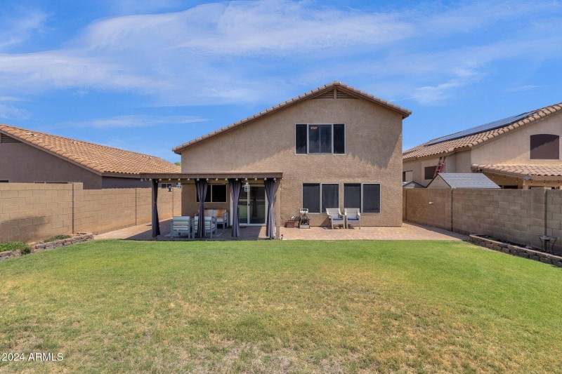 37-web-or-mls-18110-n-skyhawk-dr