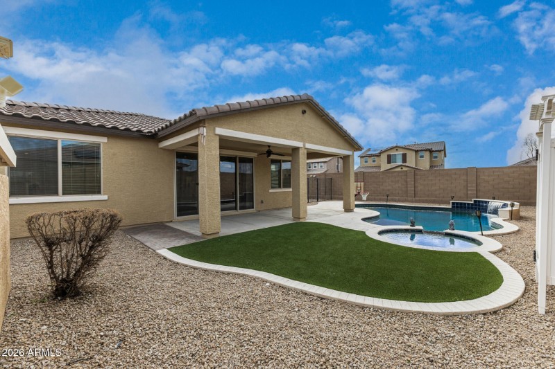 Heated Pool w/Spa