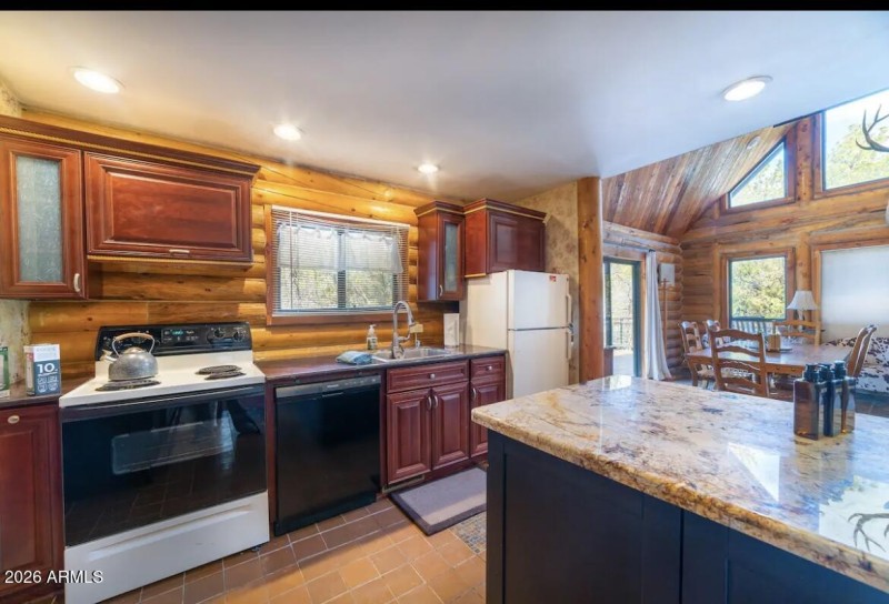 Kitchen2