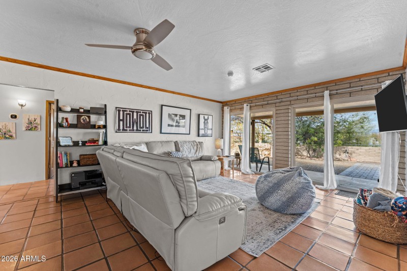 18-web-or-mls-DSC04222