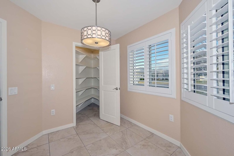 Breakfast Room-Pantry