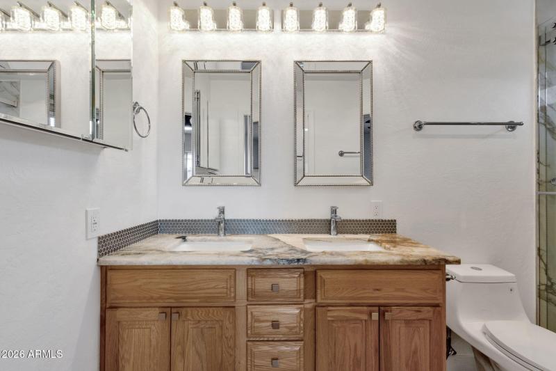 24-web-or-mls-3009-e-corrine-dr