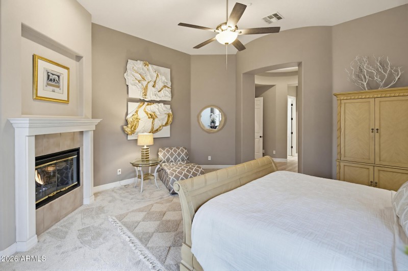 1813 W Camargo Ct-4