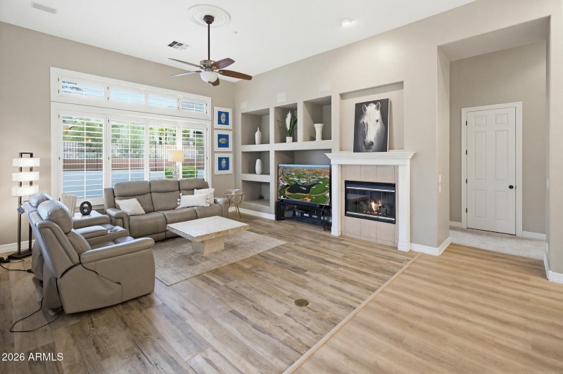 1813 W Camargo Ct-42