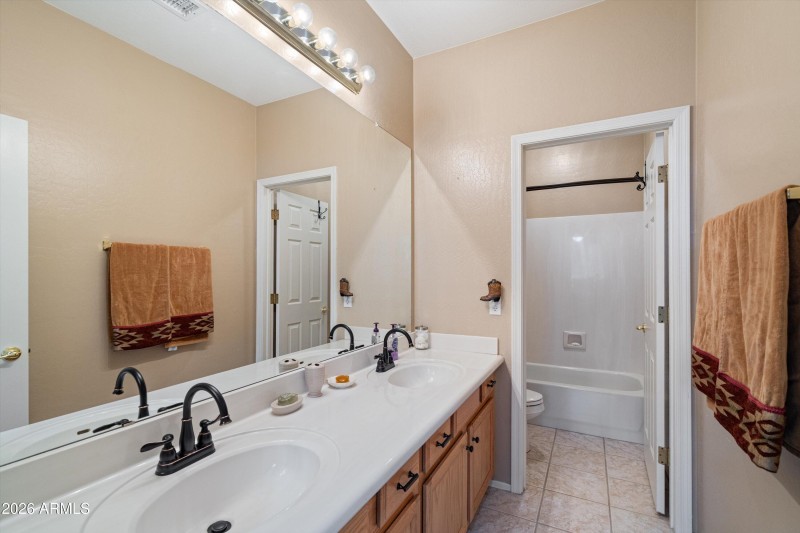 34-Bathroom 3