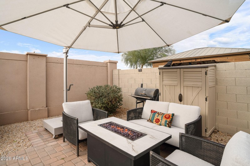 11511 E Seaver-32
