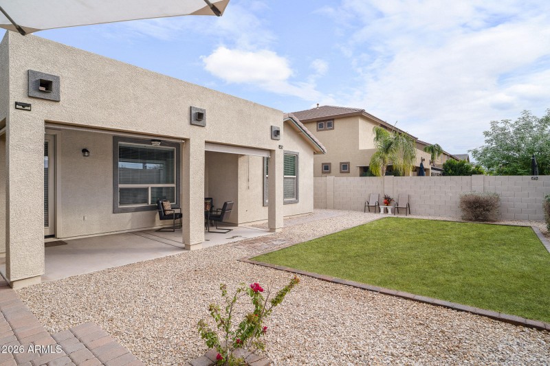 11511 E Seaver-33