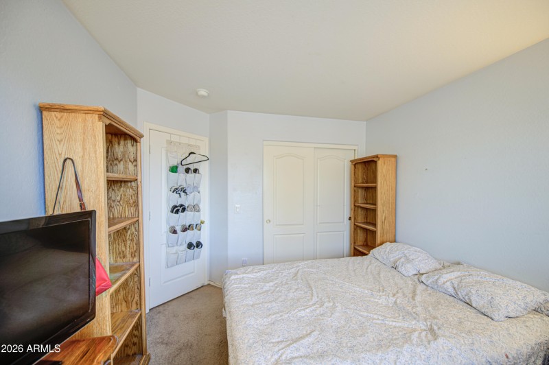 Bedroom 2-pic 2