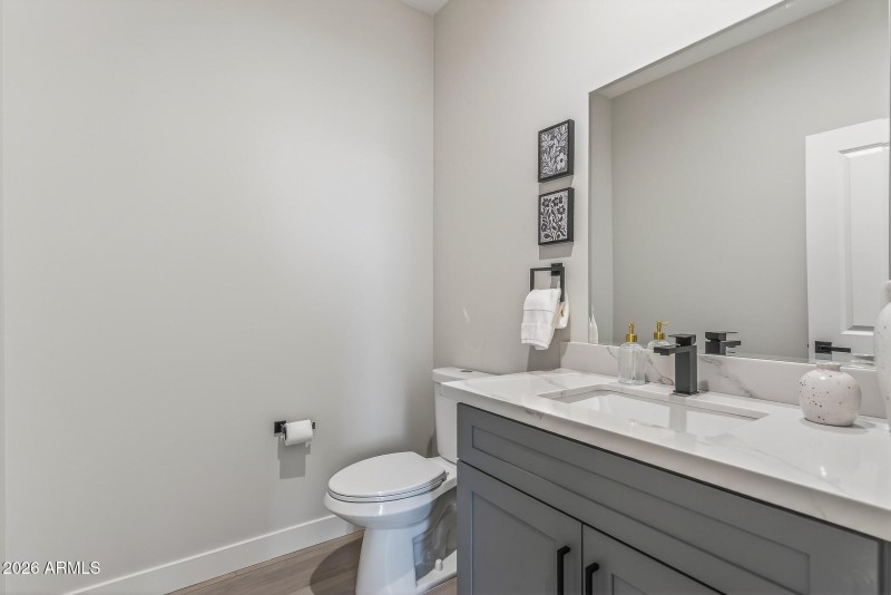 14) BATH_FLR 2