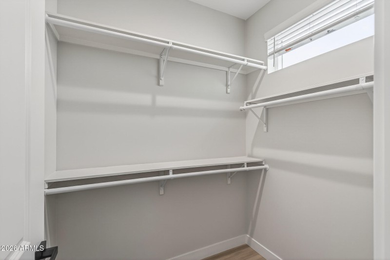 24) BED 2 CLOSET