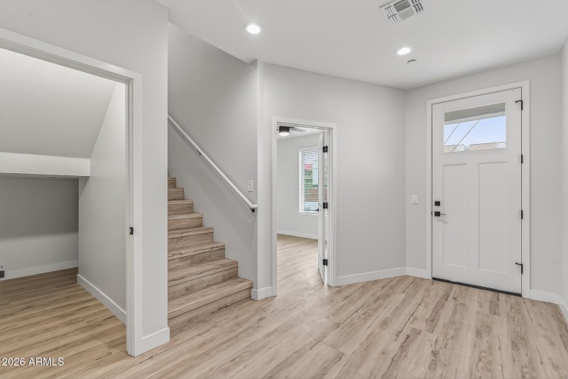 24) FOYER_FLR 1