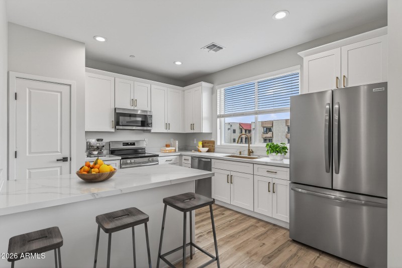 6) KITCHEN_VS