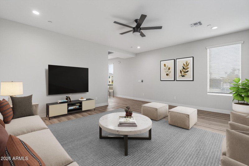 11VS) GREAT ROOM