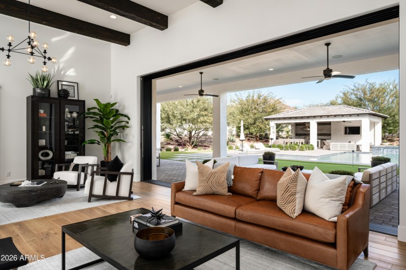 Seamless Indoor/Outdoor Living
