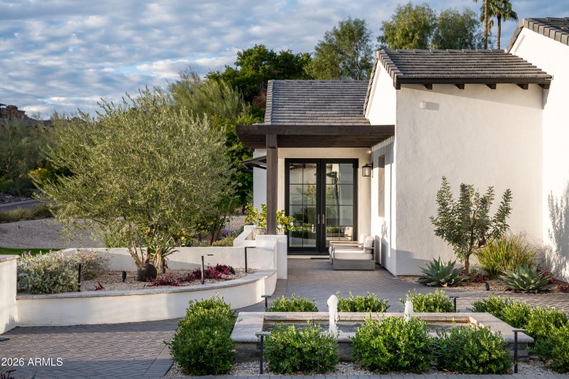 Entry Courtyard