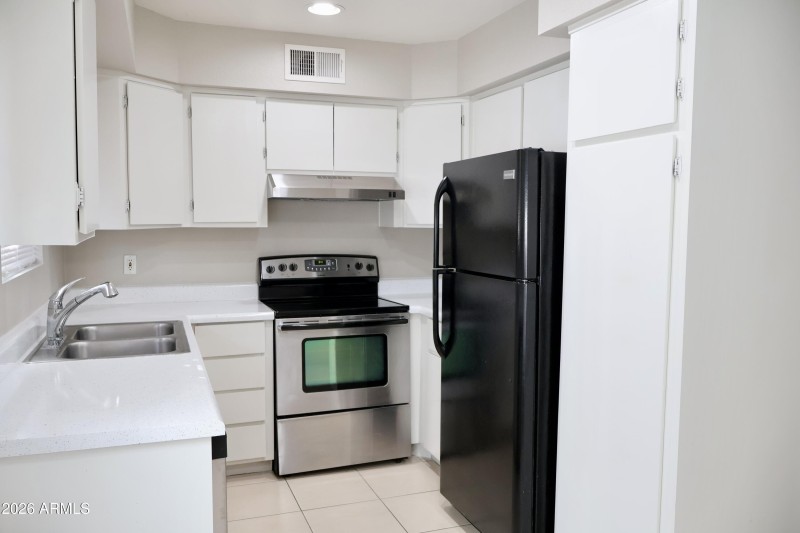 Kitchen 3